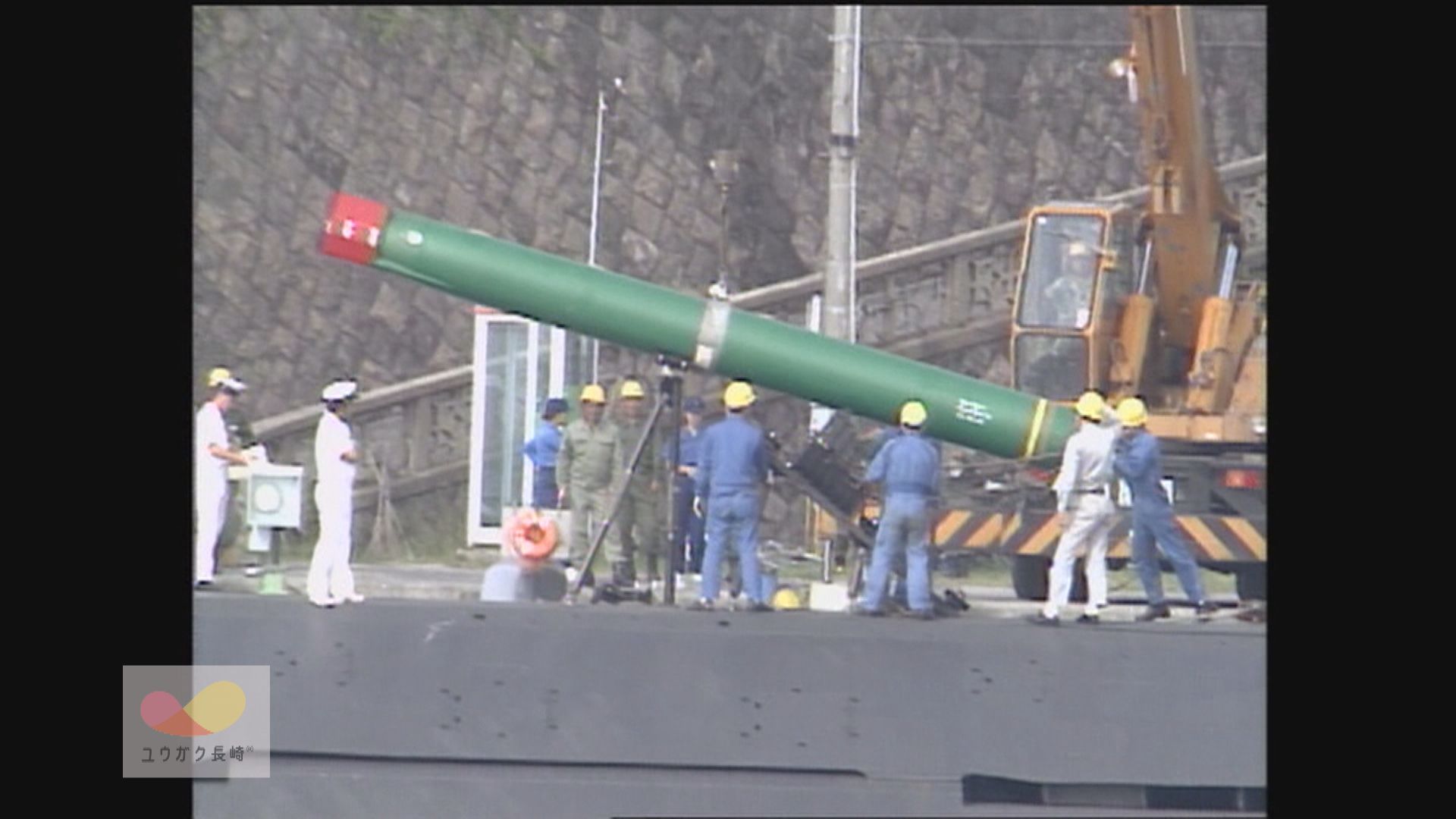 佐世保港で海自潜水艦「もちしお」魚雷積み込み訓練～日米共同演習の一環　イメージ